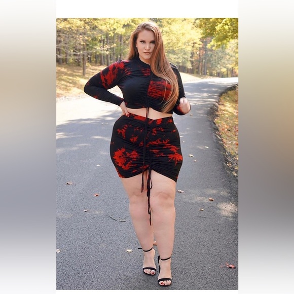 Fashion Nova Skirt Set - Picture 5 of 6